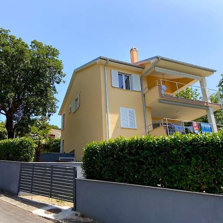 Villa Rudy Holiday Home Njivice Extérieur photo
