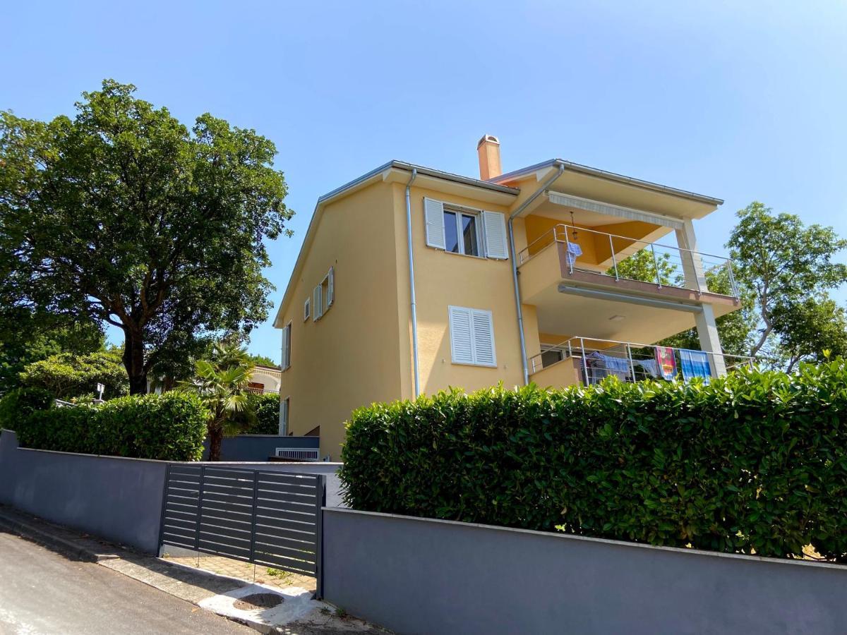 Villa Rudy Holiday Home Njivice Extérieur photo