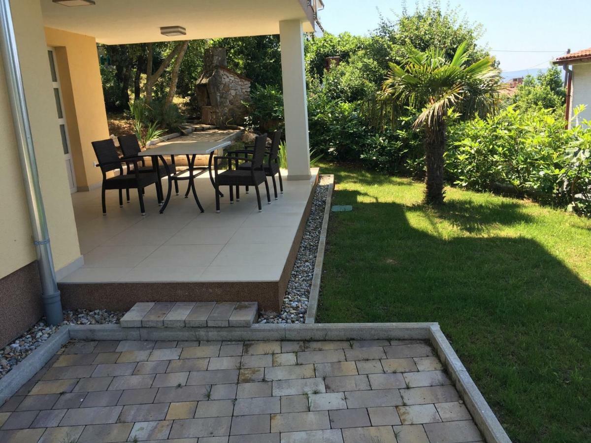 Villa Rudy Holiday Home Njivice Extérieur photo